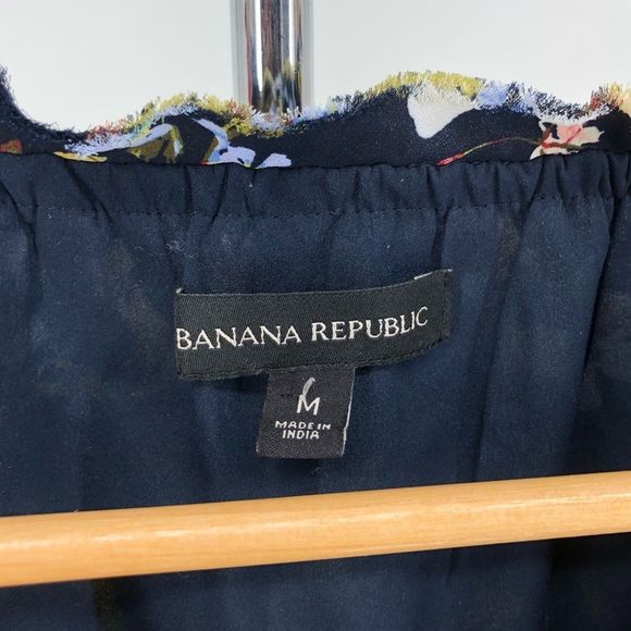 Banana Republic Valeri Long Sleeve Floral Smocked Waist Dress size Medium - Picture 12 of 14